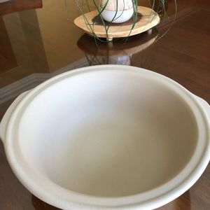 The Pampered Chef Large Stoneware Baking Bowl Family Heritage Collection